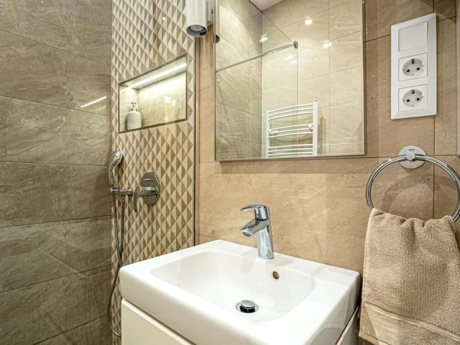 Westend Apartment 布达佩斯 外观 照片